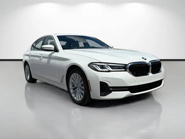 2023 BMW 5 Series 530i RWD photo