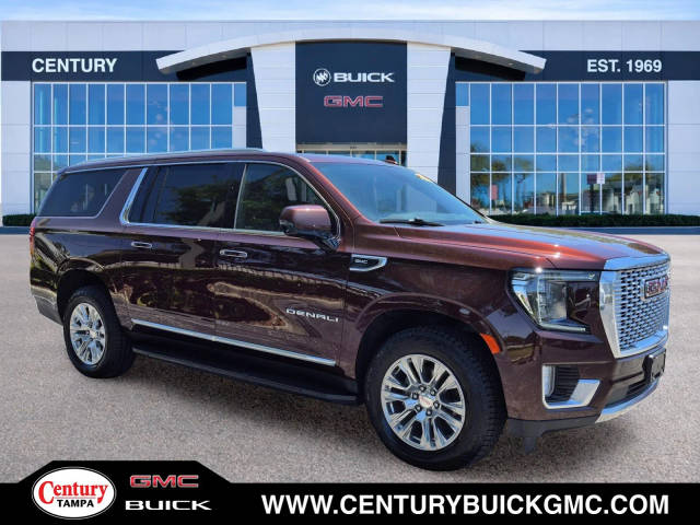 2023 GMC Yukon XL Denali 4WD photo