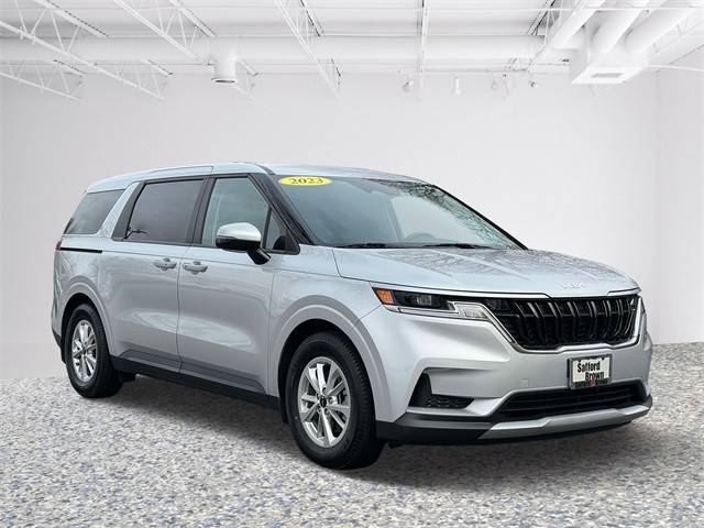 2023 Kia Carnival LX FWD photo