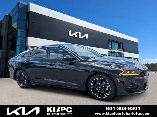 2023 Kia K5 GT-Line FWD photo
