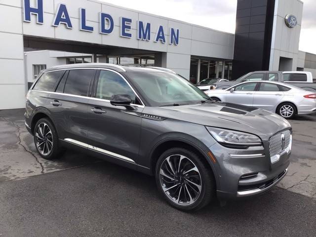 2023 Lincoln Aviator Reserve AWD photo