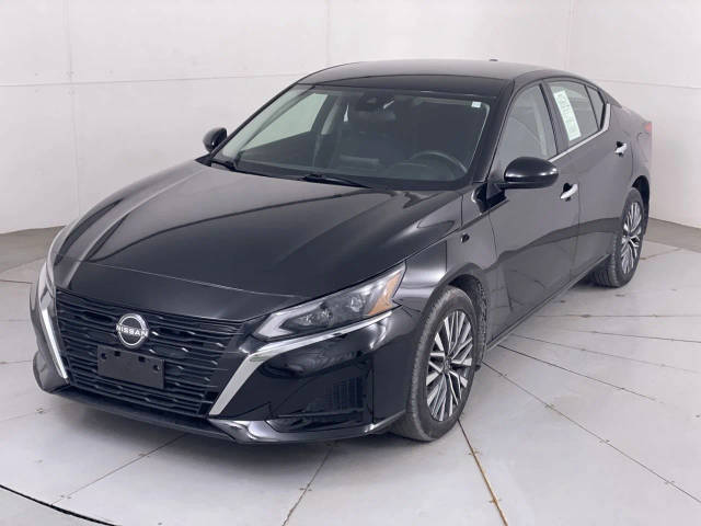 2023 Nissan Altima 2.5 SV AWD photo