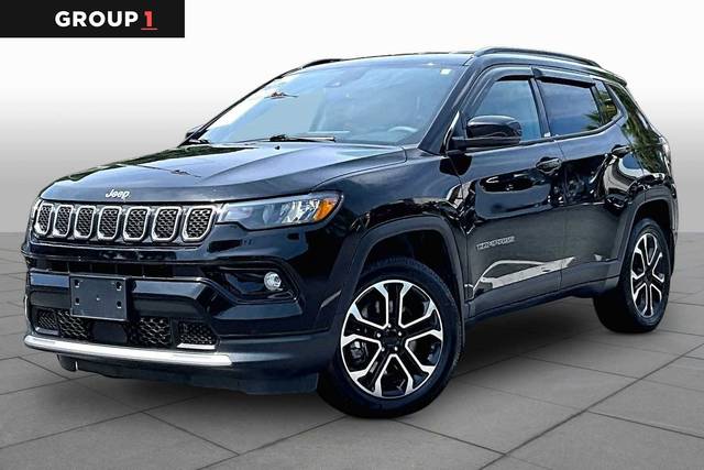 2023 Jeep Compass Limited 4WD photo