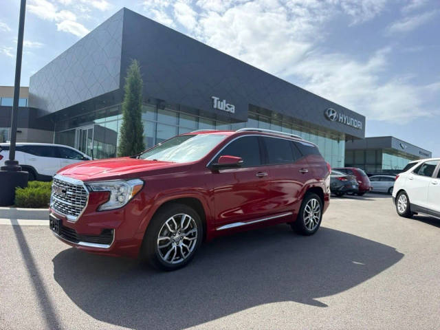 2023 GMC Terrain Denali AWD photo