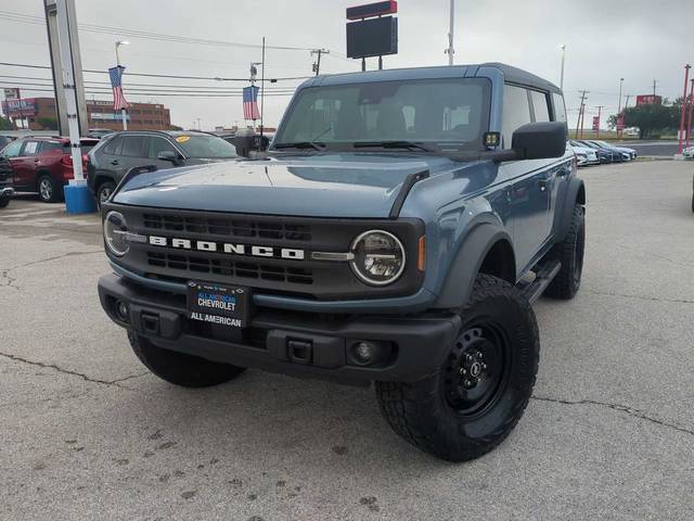 2023 Ford Bronco 4 Door Black Diamond 4WD photo