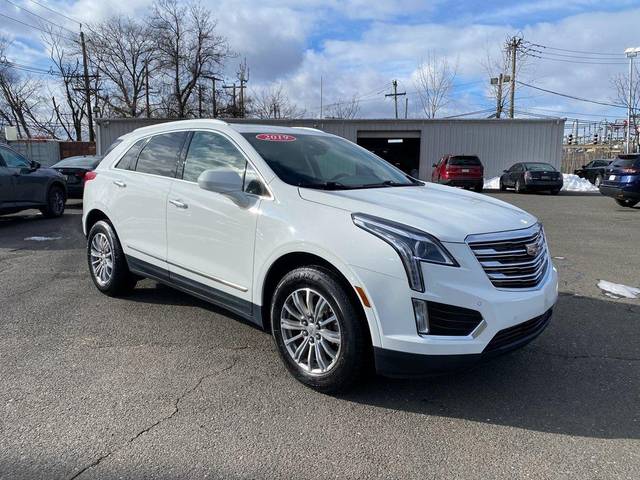 2019 Cadillac XT5 Luxury FWD FWD photo