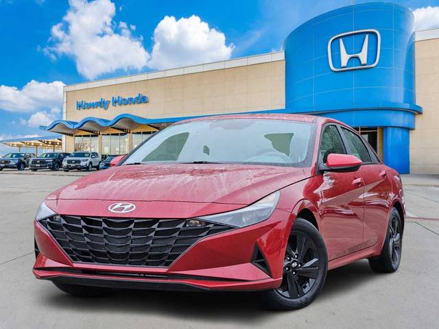 2023 Hyundai Elantra SEL FWD photo