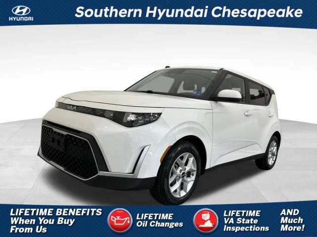 2023 Kia Soul LX FWD photo