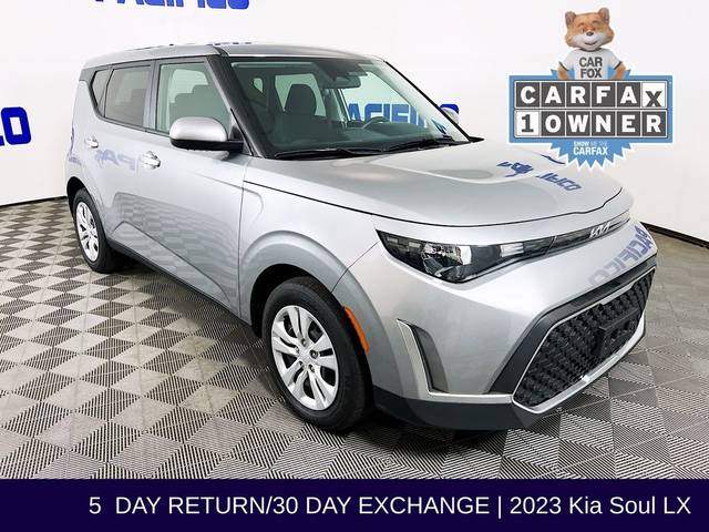 2023 Kia Soul LX FWD photo