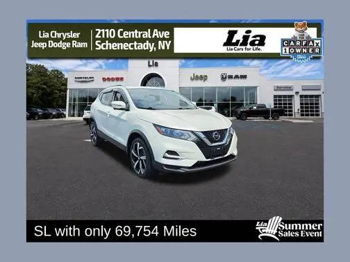 2022 Nissan Rogue Sport SL AWD photo