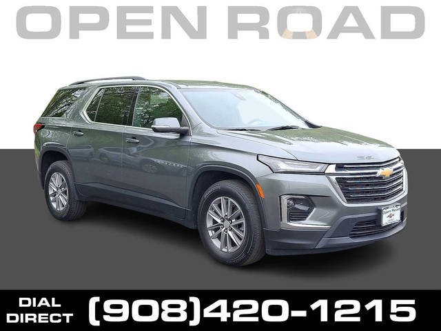 2023 Chevrolet Traverse LT Leather AWD photo