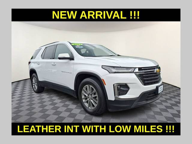 2023 Chevrolet Traverse LT Leather AWD photo
