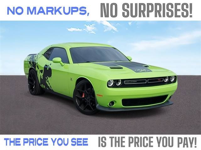 2015 Dodge Challenger R/T Scat Pack RWD photo