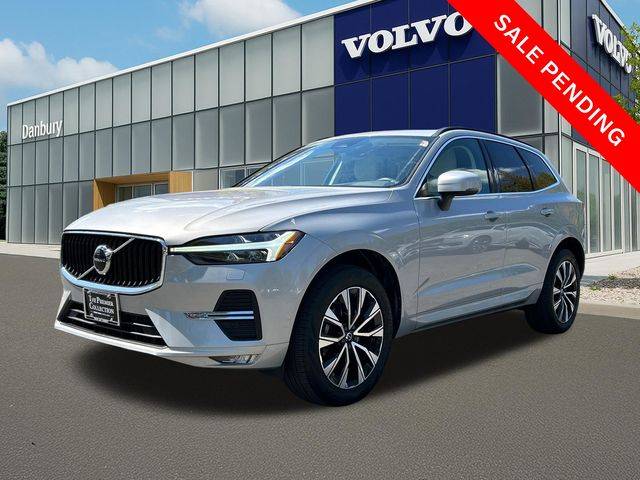 2023 Volvo XC60 Core AWD photo