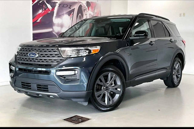 2023 Ford Explorer XLT 4WD photo