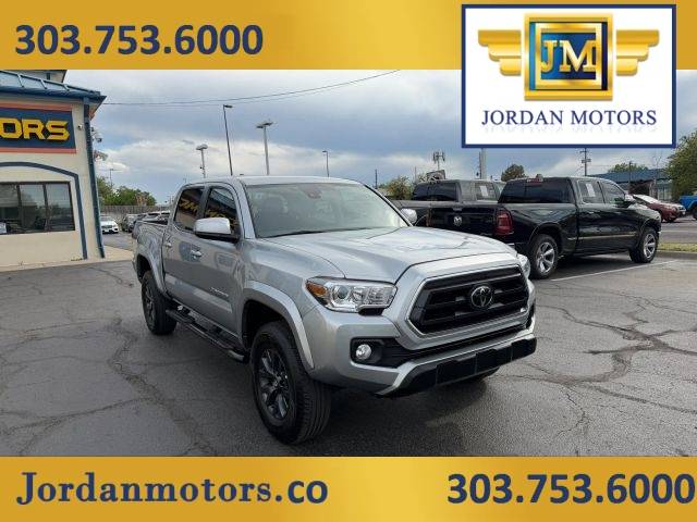 2023 Toyota Tacoma SR5 4WD photo