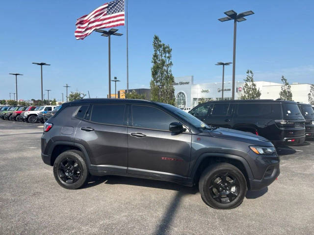 2023 Jeep Compass Trailhawk 4WD photo