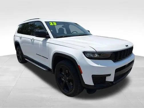 2023 Jeep Grand Cherokee L Altitude 4WD photo