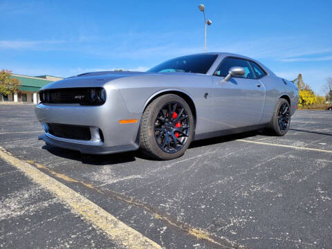 2015 Dodge Challenger SRT Hellcat RWD photo