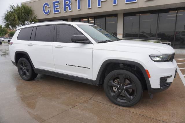 2023 Jeep Grand Cherokee L Altitude 4WD photo