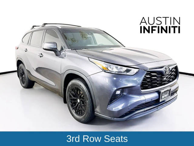 2023 Toyota Highlander XLE FWD photo