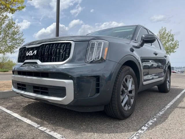 2023 Kia Telluride LX FWD photo
