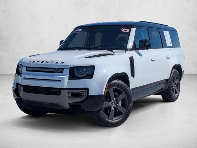 2023 Land Rover Defender 130 X-Dynamic SE AWD photo