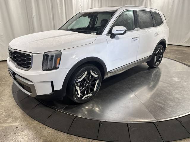 2023 Kia Telluride S AWD photo