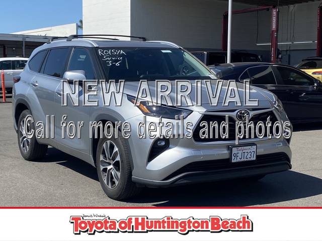 2023 Toyota Highlander XLE FWD photo