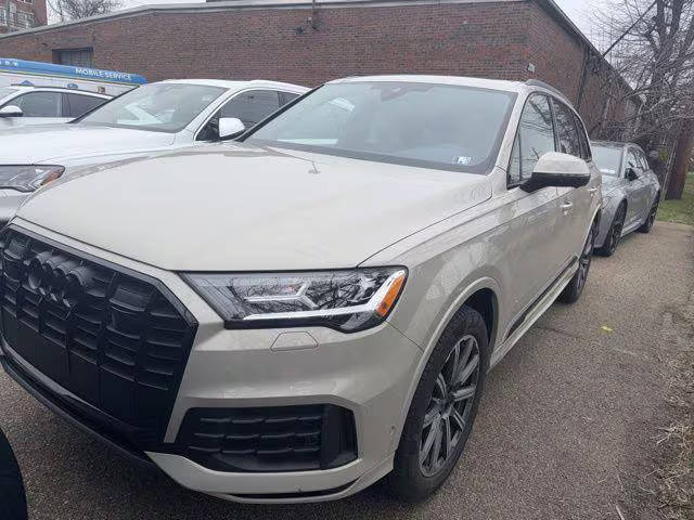 2023 Audi Q7 Premium Plus AWD photo