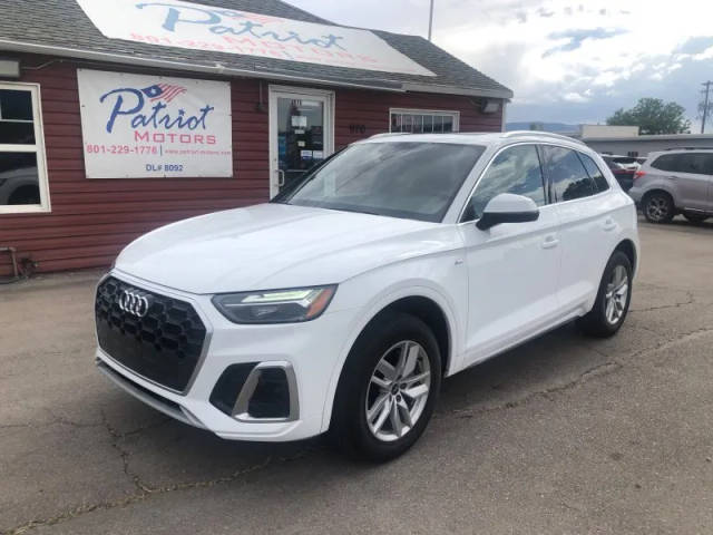 2023 Audi Q5 S line Premium AWD photo
