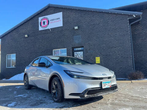 2023 Toyota Prius LE FWD photo