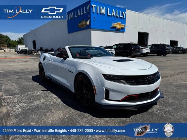 2023 Chevrolet Camaro LT1 RWD photo
