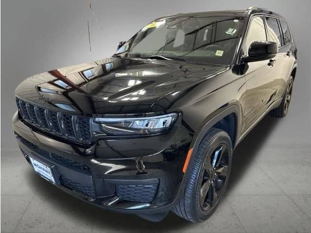 2023 Jeep Grand Cherokee L Altitude 4WD photo