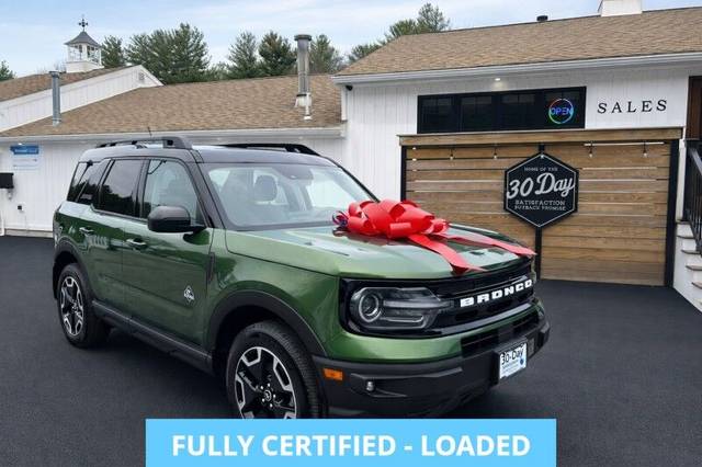 2023 Ford Bronco Sport Outer Banks 4WD photo