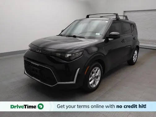 2023 Kia Soul LX FWD photo