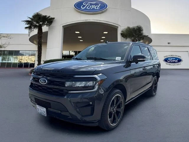2023 Ford Expedition Limited 4WD photo