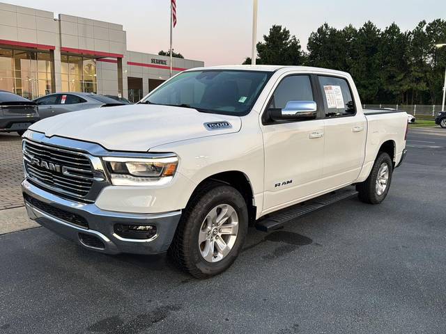 2023 Ram 1500 Laramie 4WD photo