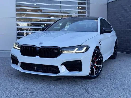 2023 BMW M5  AWD photo