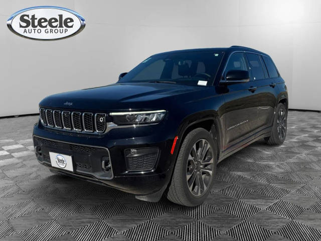 2023 Jeep Grand Cherokee Overland 4WD photo