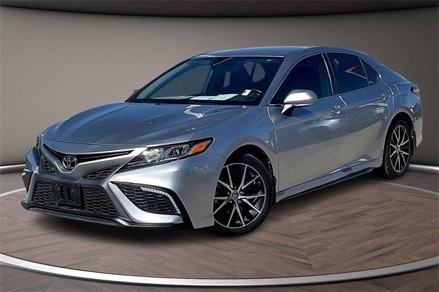 2023 Toyota Camry SE FWD photo