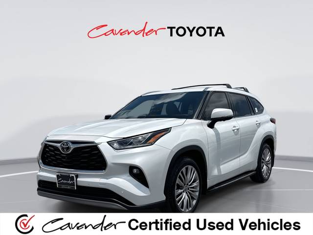 2023 Toyota Highlander Platinum AWD photo