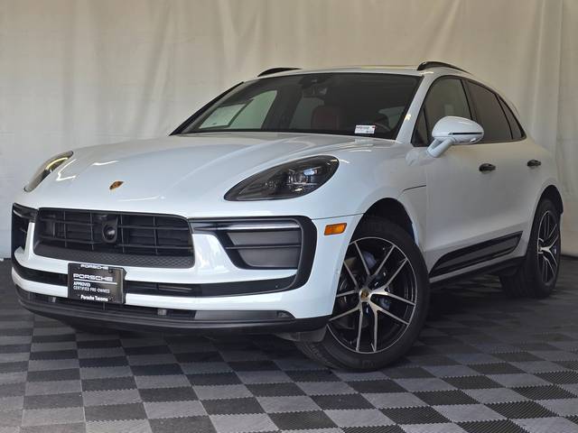 2023 Porsche Macan T AWD photo
