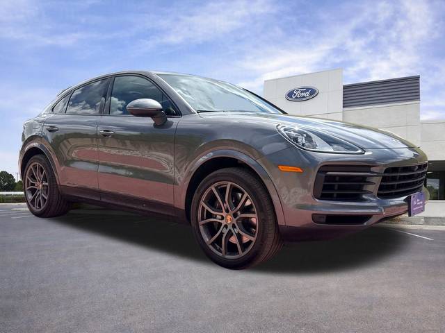 2023 Porsche Cayenne Coupe  AWD photo