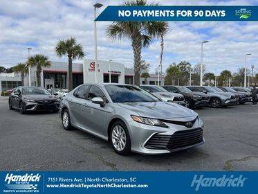 2023 Toyota Camry LE FWD photo