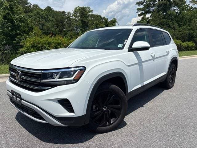 2023 Volkswagen Atlas 3.6L V6 SE w/Technology AWD photo