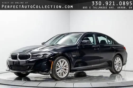 2023 BMW 3 Series 330e xDrive AWD photo