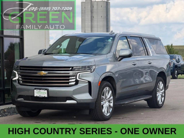2023 Chevrolet Suburban High Country 4WD photo