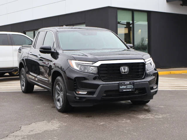 2023 Honda Ridgeline RTL-E AWD photo