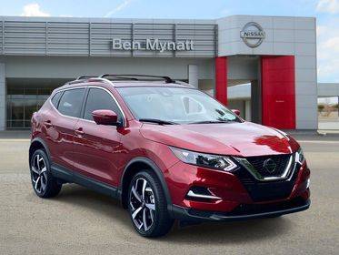 2022 Nissan Rogue Sport SL AWD photo